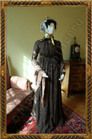 Suknia dzienna 1795-1800. Rekonstrukcja wg opracowania “Costume in Detail” Nancy Bradfield.